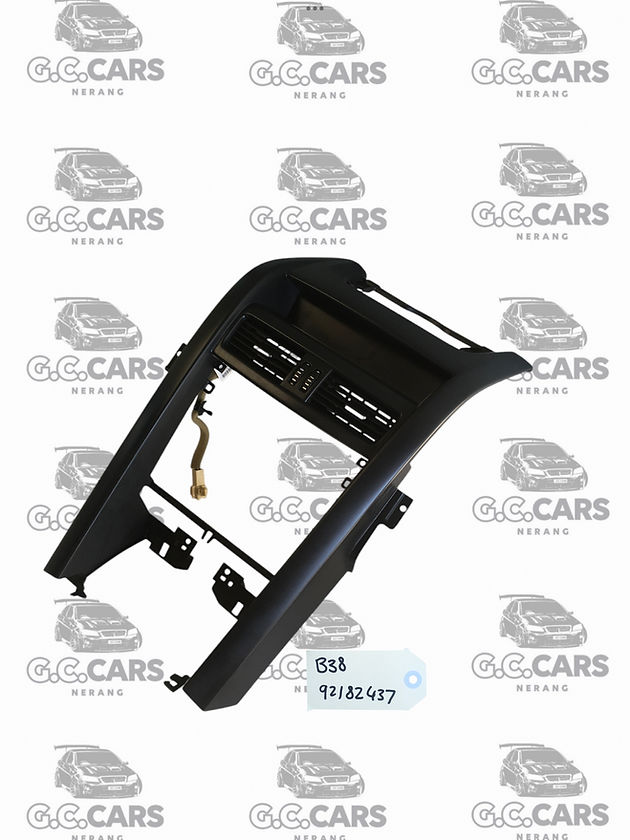 HOLDEN VE SERIES 1 TOP VENT DASH TRIM SV6 SS SSV COMMODORE REDLINE