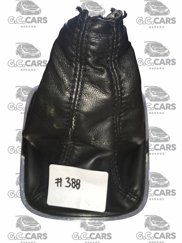 HOLDEN COMMODORE GENUINE GM VF Gearshift Boot