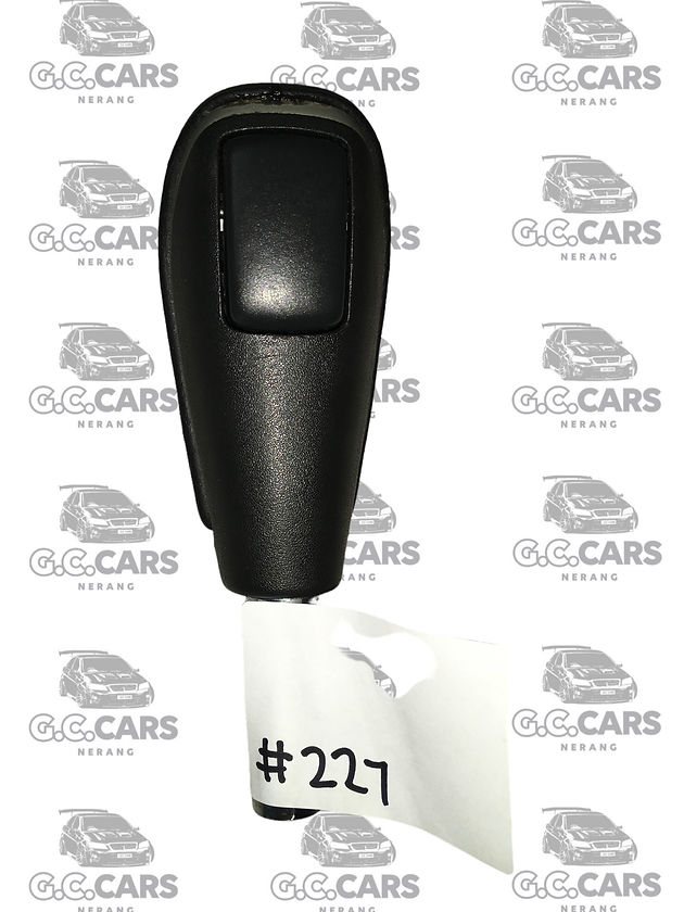 HOLDEN COMMODORE AUTOMATIC SHIFTER HANDLE OMEGA, VE, SV6, SS, SSV