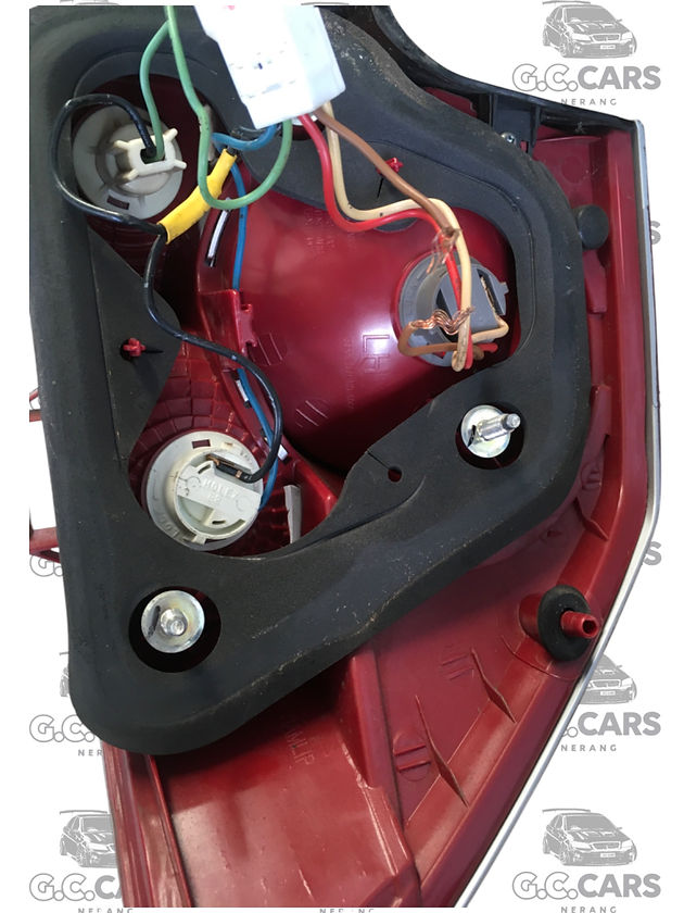 HOLDEN VE REAR SEDAN TAIL LIGHTS