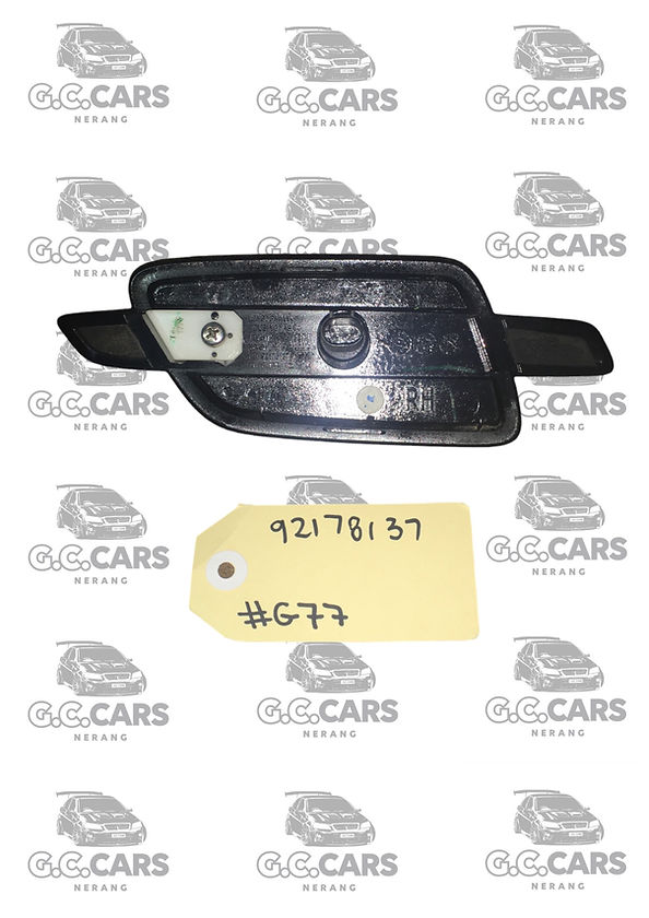 VE Front Passenger Indicator Guard Flasher RH HOLDEN COMMODORE GENUINE GM