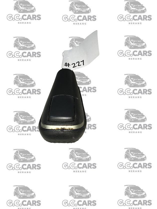 HOLDEN COMMODORE AUTOMATIC SHIFTER HANDLE OMEGA, VE, SV6, SS, SSV