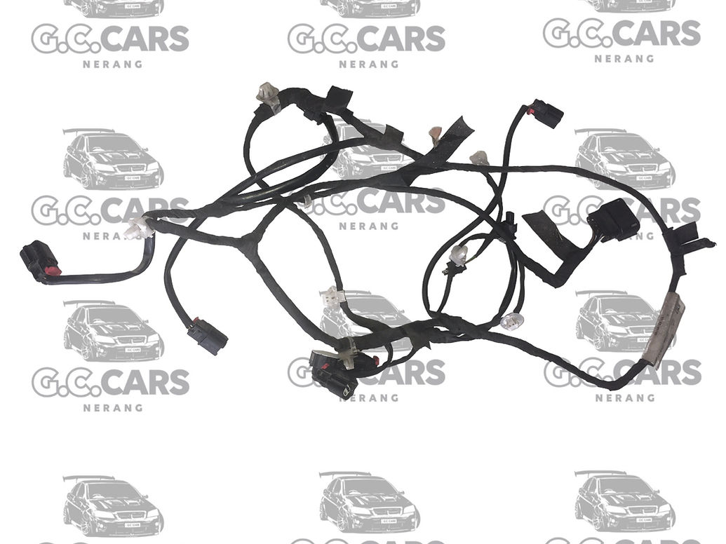 HOLDEN COMMODORE GENUINE GM VF S2 FRONT GRILL SET WITH DAYLIGHT RUNNING LIGHTS