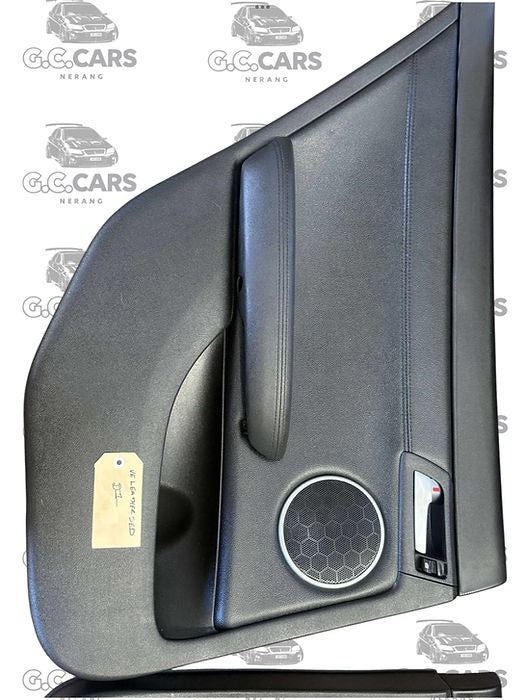 Set of 4 Leather Door Cards – Suits Holden Commodore VE (2006–2013)