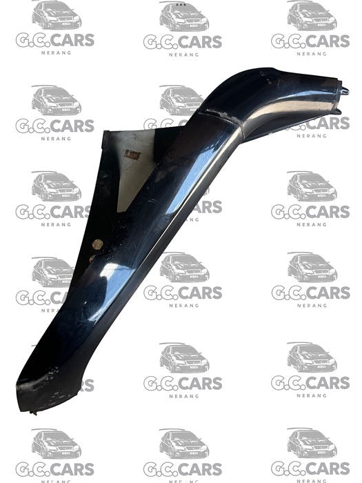 HOLDEN VE UTE RIGHT HAND SAIL PLANE SIDE TRIM 92207196 PILLAR RH VF SV6 SS SSV