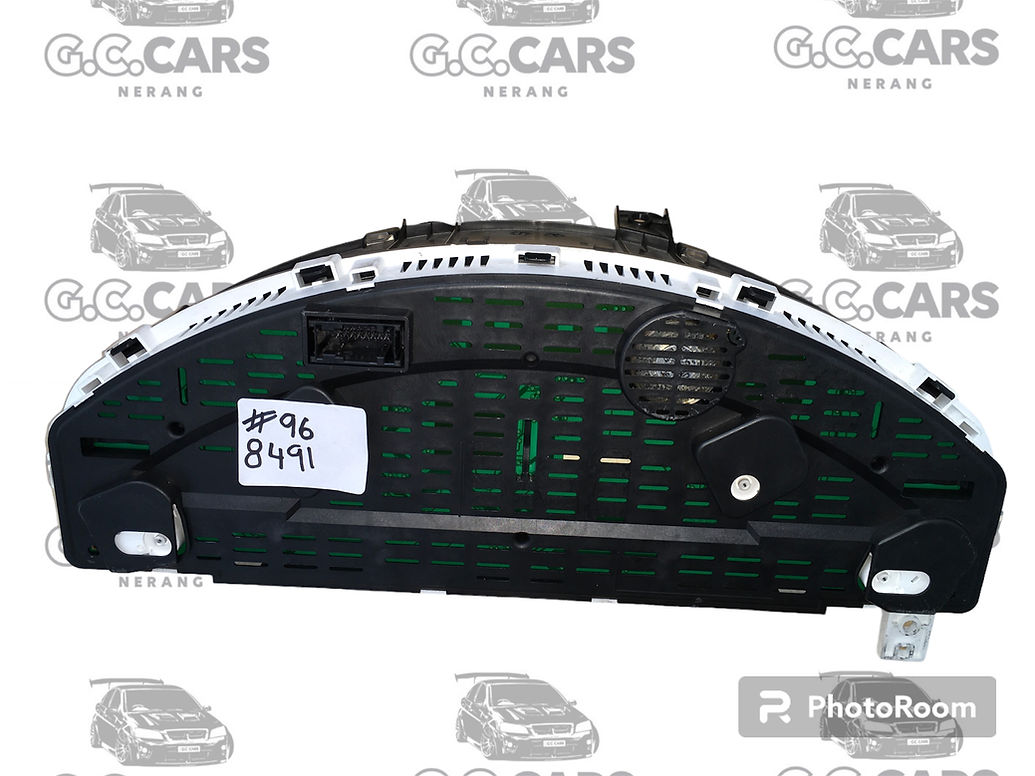 INSTRUMENT / DASH CLUSTER GREY HOLDEN COMMODORE GENUINE GM