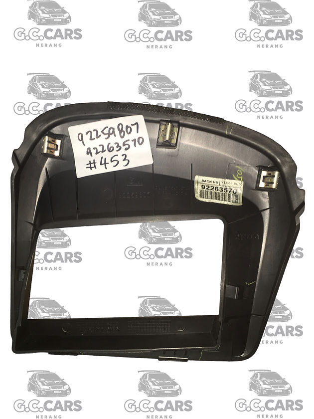 HOLDEN COMMODORE VF CALAIS SSV RED LINE DASH DISPLAY MOULDING / SURROUND COVER