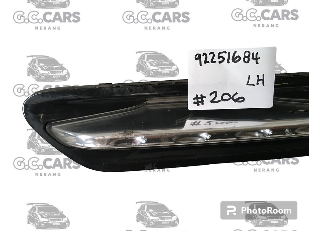 HOLDEN COMMODORE Genuine GM LH Guard Indicator Flasher WN Statesman
