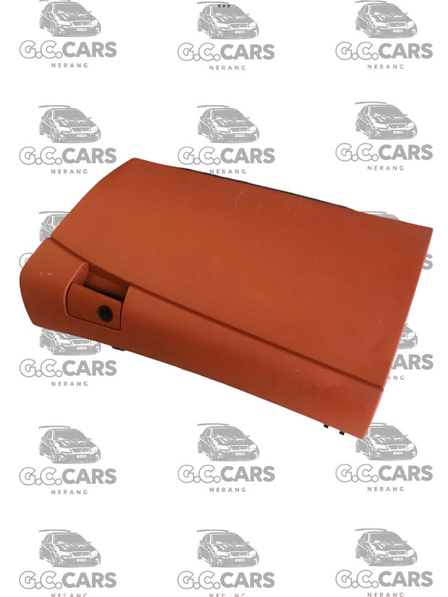 ORANGE GLOVE BOX LID SS (IGNITION)
