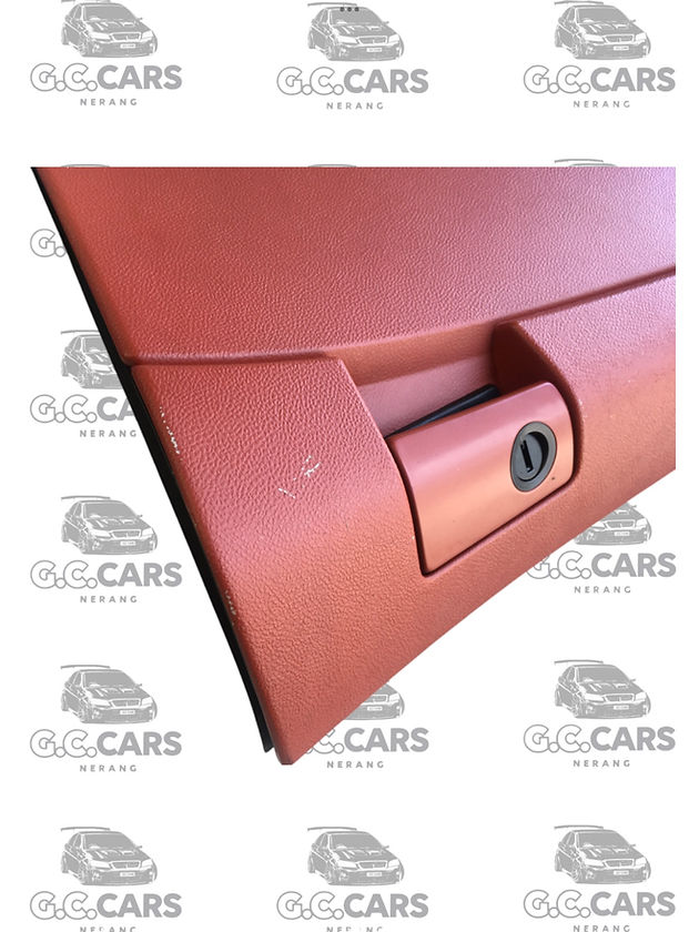 ORANGE GLOVE BOX LID SS (IGNITION)