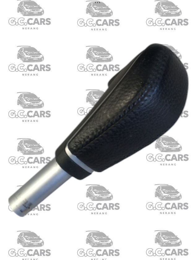 LEATHER STITCHED VE AUTO SHIFTER HOLDEN COMMODORE