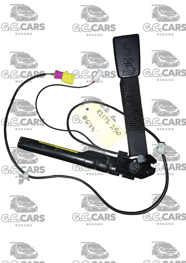 VE LH FRONT SEAT BELT BUCKLE PRETENSIONER HOLDEN COMMODORE GENUINE GM