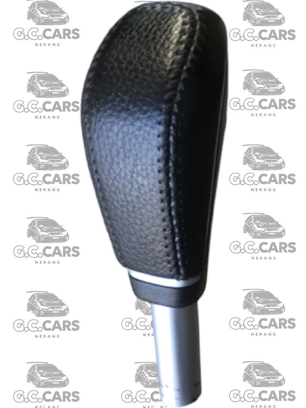 LEATHER STITCHED VE AUTO SHIFTER HOLDEN COMMODORE