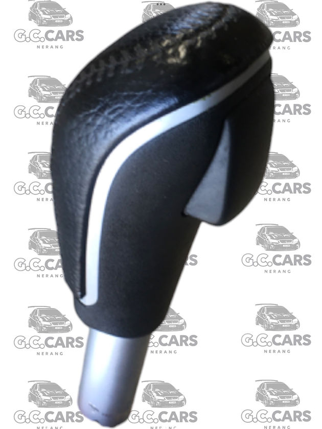 LEATHER STITCHED VE AUTO SHIFTER HOLDEN COMMODORE
