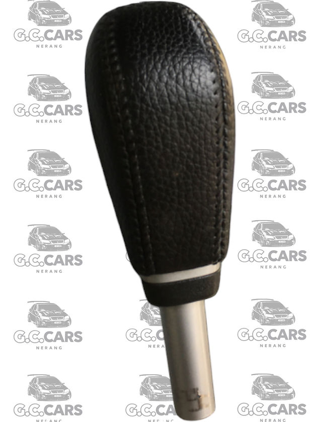 LEATHER STITCHED VE AUTO SHIFTER HOLDEN COMMODORE