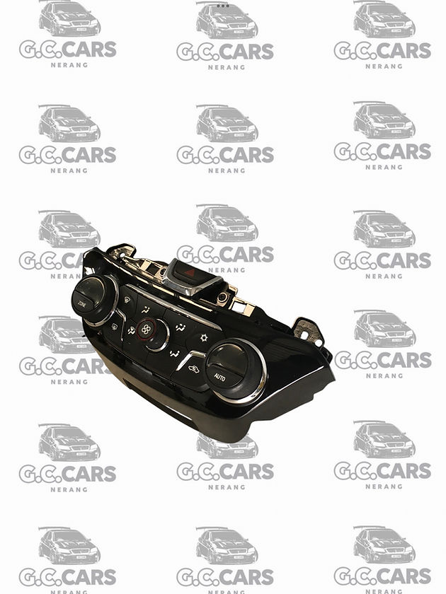 HOLDEN VF CLIMATE CONTROL FACIA