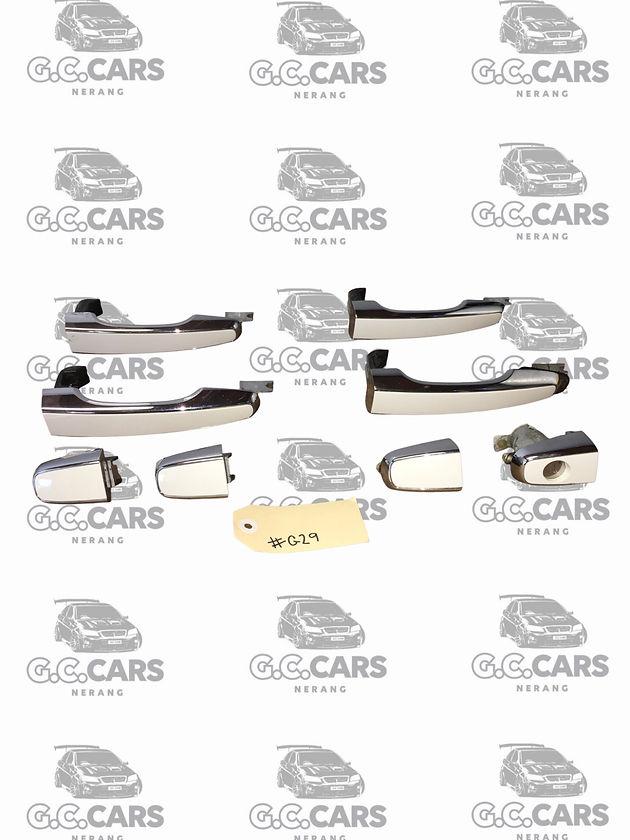 OUTER DOOR HANDLE CHROME SET OF 4 WHITE HOLDEN COMMODORE GENUINE GM