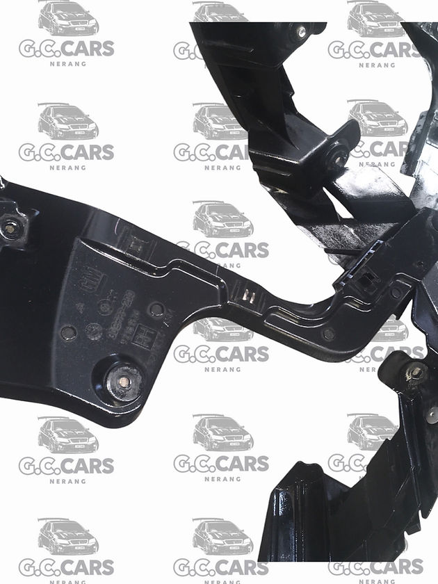HSV VE E1 E2 E3 REAR BUMPER RETAINERS HOLDEN COMMODORE GENUINE GM