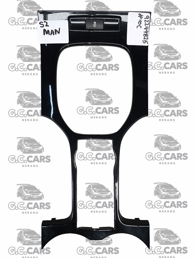 S2 MANUAL SHIFTER SURROUND GLOSS BLACK HOLDEN COMMODORE GENUINE GM
