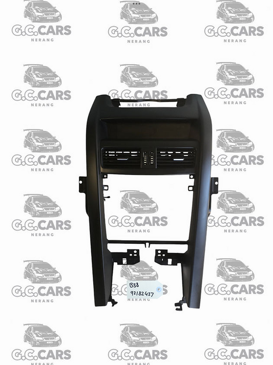 HOLDEN VE SERIES 1 TOP VENT DASH TRIM SV6 SS SSV COMMODORE REDLINE