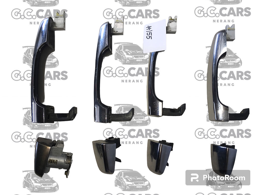 HOLDEN COMMODORE GENUINE GM OUTER DOOR HANDLE CHROME SET OF 4