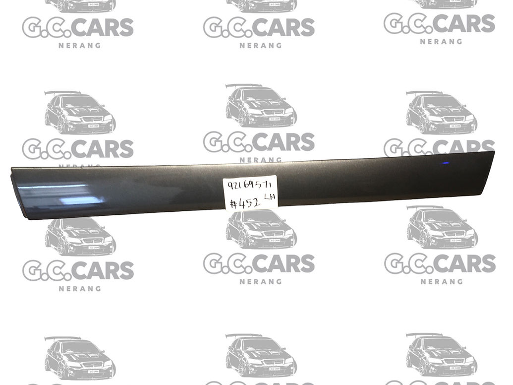 WN WM CAPRICE STATESMAN LEFT HAND DASH TRIM SPEAR HOLDEN COMMODORE GENUINE GM