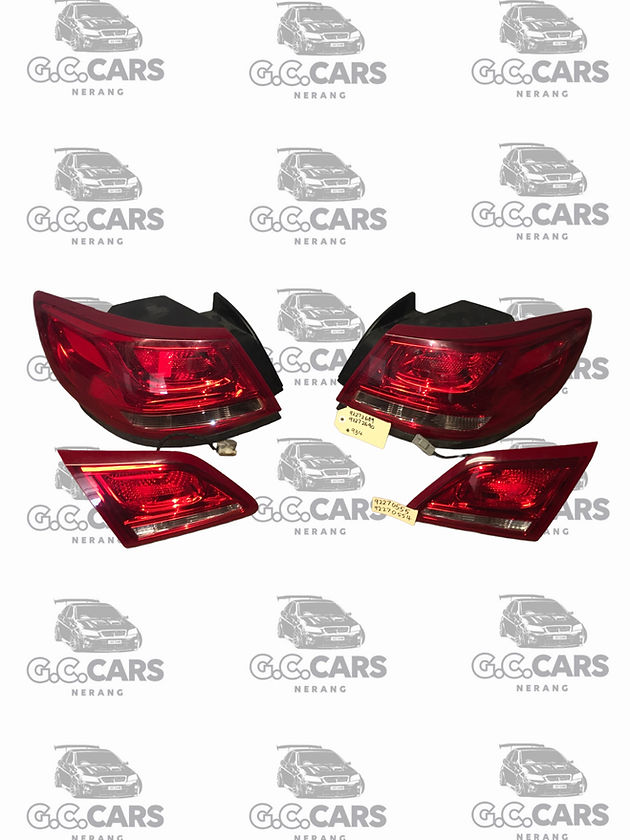 VF SSV TAIL LIGHT SET HOLDEN COMMODORE GENUINE GM