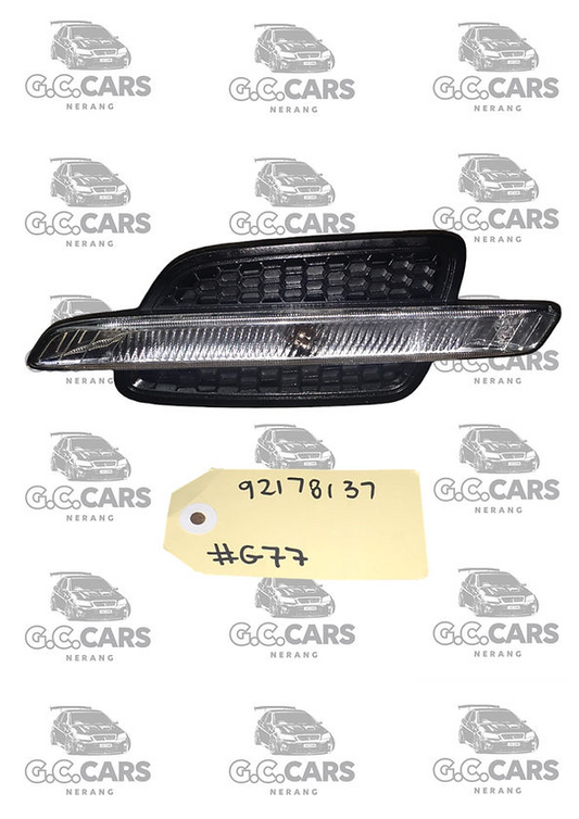 VE Front Passenger Indicator Guard Flasher RH HOLDEN COMMODORE GENUINE GM