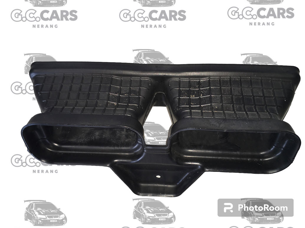 HOLDEN COMMODORE AIRCON DUCTING VENT HSV CALAIS