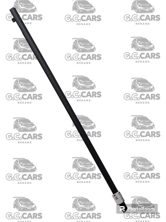 HOLDEN COMMODORE Genuine GM RH Front belt moulding