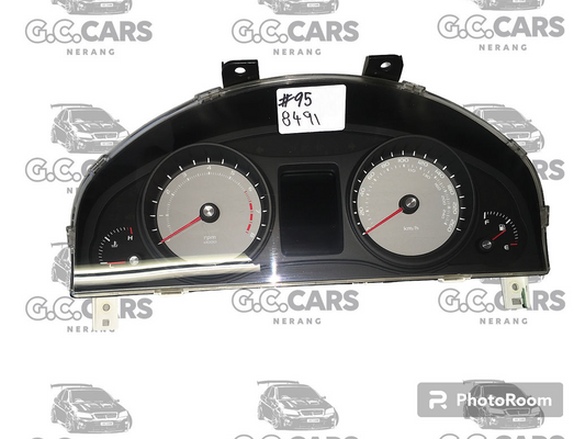 INSTRUMENT CLUSTER GREY HOLDEN COMMODORE GENUINE GM