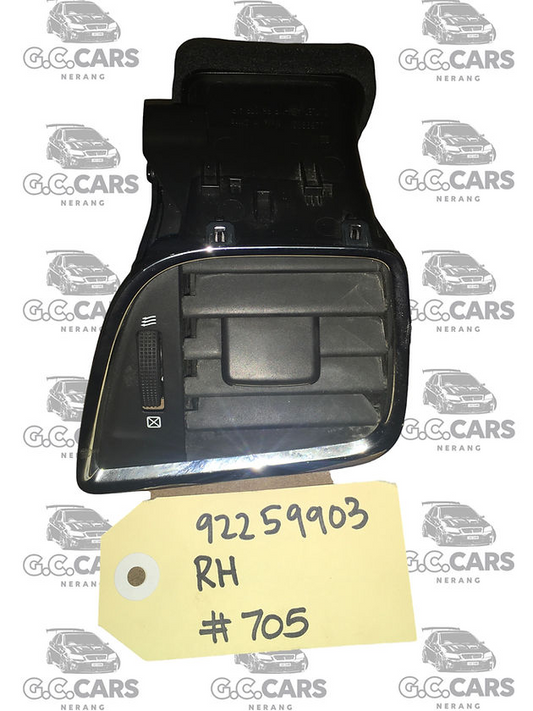 HOLDEN COMMODORE GENUINE GM VF SV6 SS CLUBSPORT MALOO RH DASH VENT CAPRICE