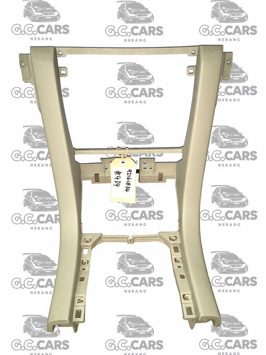 HOLDEN COMMODORE GENUINE GM CENTRE INSTRUMENT PANEL TRIM IQ LOWER SURROUND CREAM