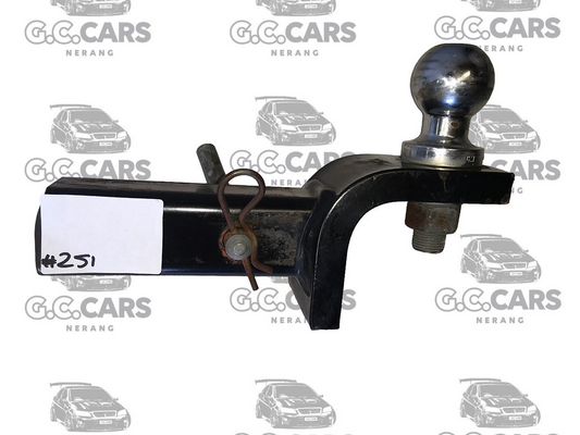 HOLDEN COMMODORE TOWBAR TONGUE & BALL