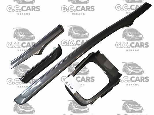 HOLDEN COMMODORE GENUINE GM VF Carbon Fibre Dash Trim Kit shifter surround