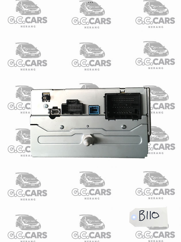 VF HOLDEN COMMODORE RADIO CD DVD SAT TV
