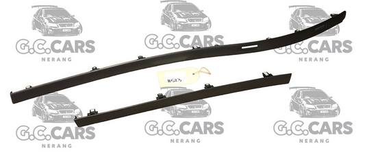 HOLDEN COMMODORE GENUINE GM VE BERLINA SERIES 1 PAIR DASH TRIMS