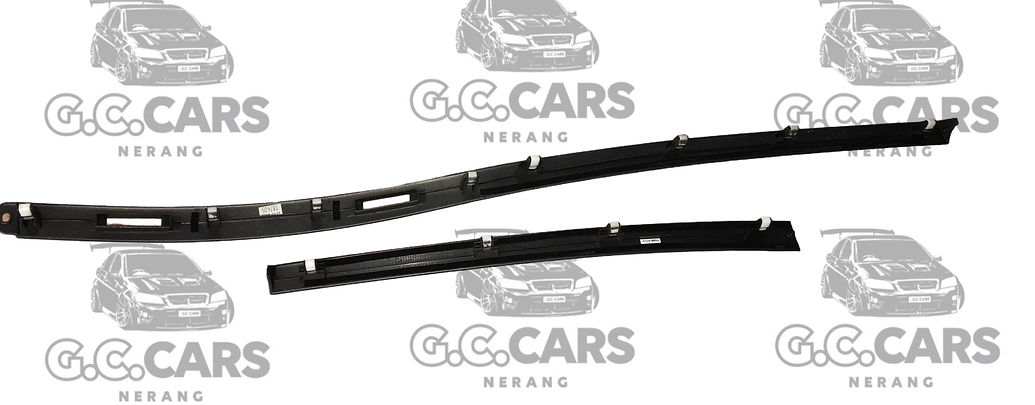 HOLDEN COMMODORE GENUINE GM VE BERLINA SERIES 1 PAIR DASH TRIMS