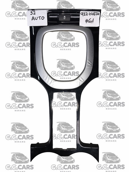 S2 AUTO GEAR SHIFTER SURROUND WITH TRIM HOLDEN COMMODORE GENUINE GM