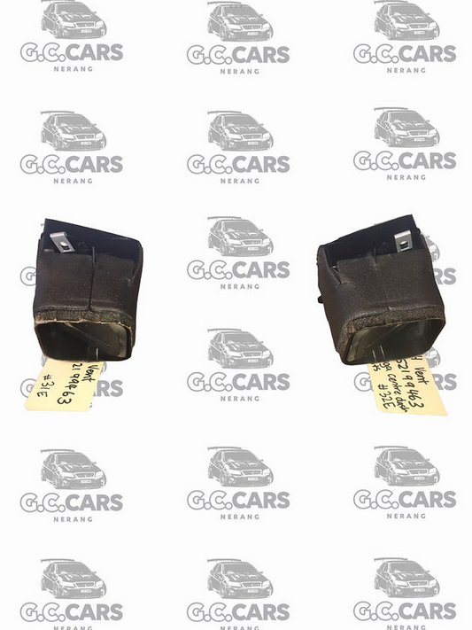 OMEGA CENTRE DASH VENTS RH & LH HOLDEN COMMODORE GENUINE GM