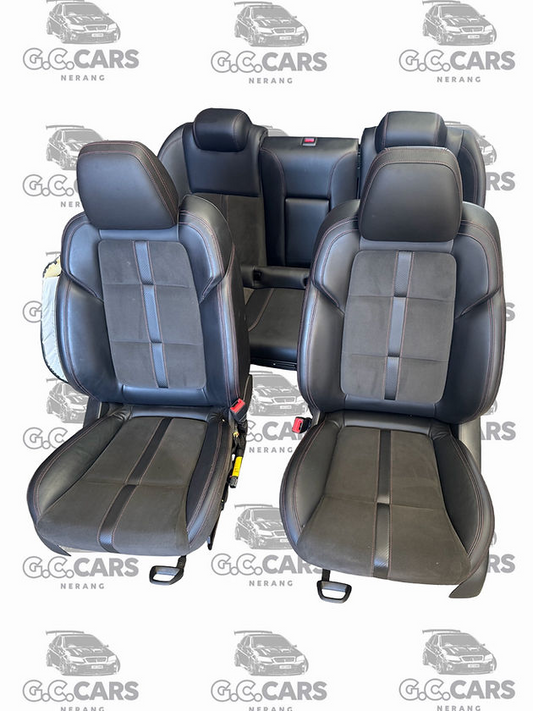 VF SSV SEDAN STORM SEAT SET HOLDEN COMMODORE GENUINE GM   RED STITCHING