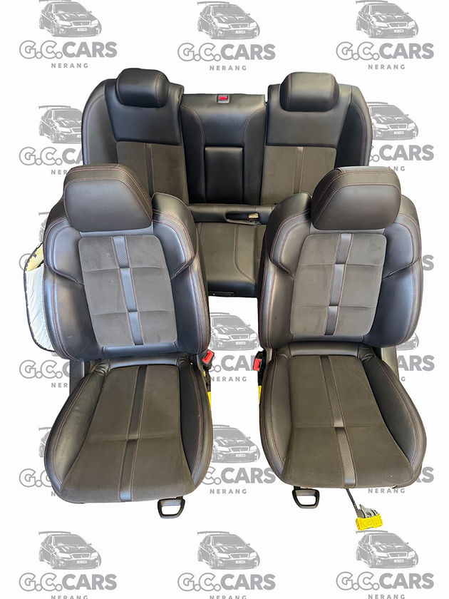 VF SSV SEDAN STORM SEAT SET HOLDEN COMMODORE GENUINE GM   RED STITCHING