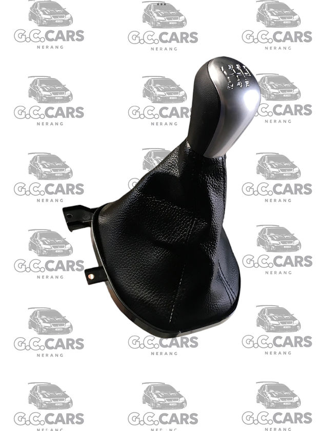 BRAND NEW VE MANUAL 6 SPEED SHIFTER KNOB AND BOOT
