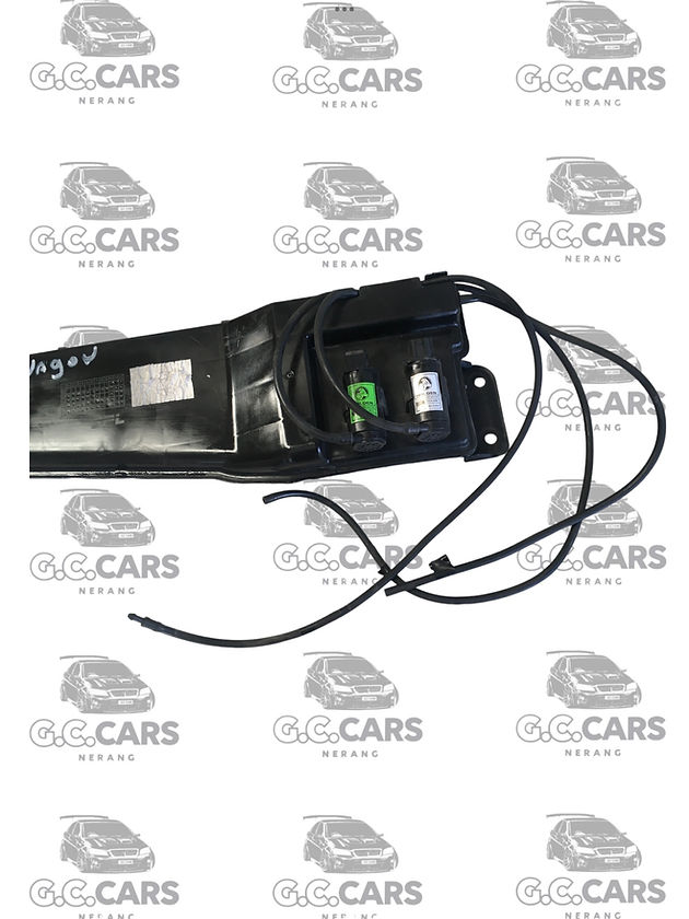 VE/VF Holden Commodore WAGON WINDOW WASHER BOTTLE WITH PUMP