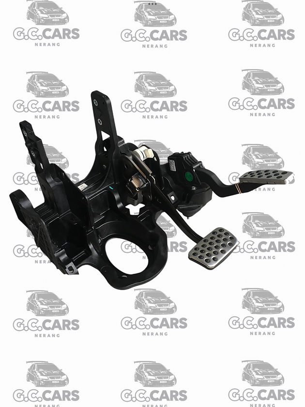 VF AUTOMATIC PEDAL ASSEMBLY AND PEDALS GENUINE GM